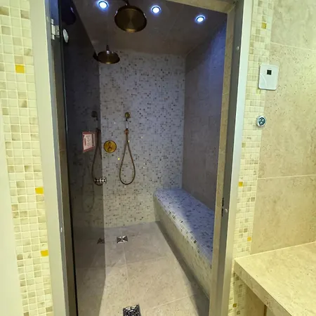 Les Thermes Romains De Appartamento *